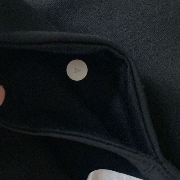 Lululemon Shorts Biker Black Size 4 Tall active Athletic - Picture 9 of 12